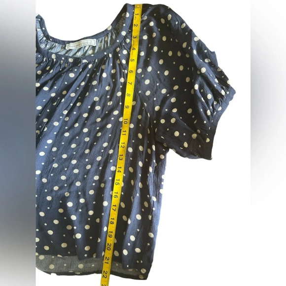 Abercrombie & Fitch Navy & Cream Polka Dot Flowy Blouse - Size S - Picture 6 of 6